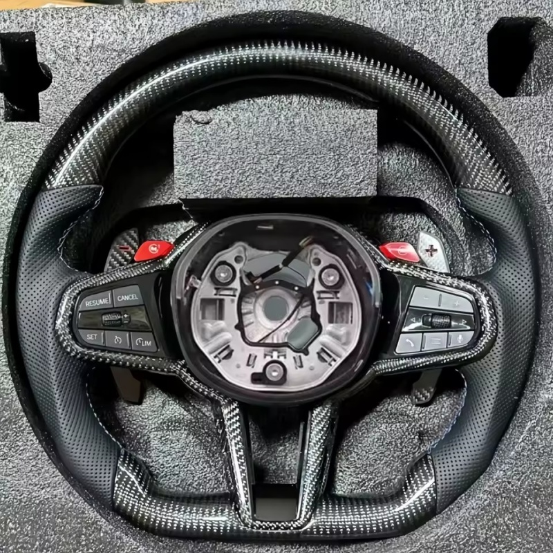 Car Accessories App - Lenkrad aus Kohlefaser und Leder für